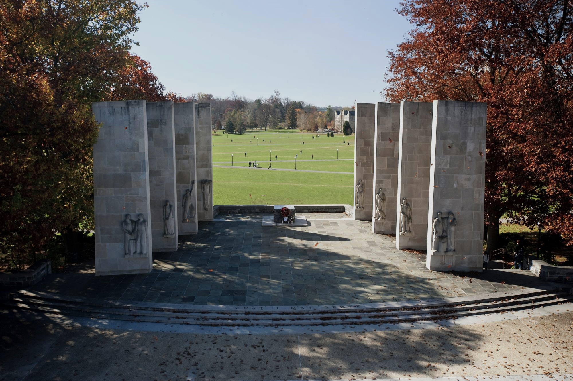 Picture of the war memorial at Virginia Tech